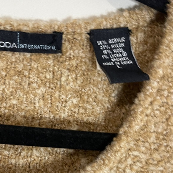 Moda International Womens Sweater Size Large Tan Wool Blend Keyhole Knit Top - Picture 4 of 8